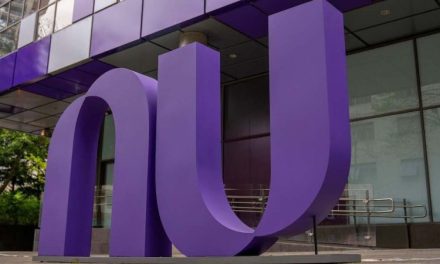 Pueden clientes de NU hacer depósitos y retiros de efectivo en México