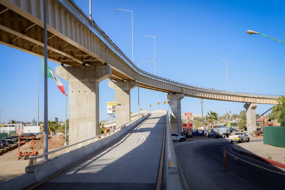 Avanzan principales obras viales en BC