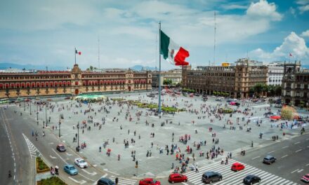 Prevé FMI que se incremente la deduda de México