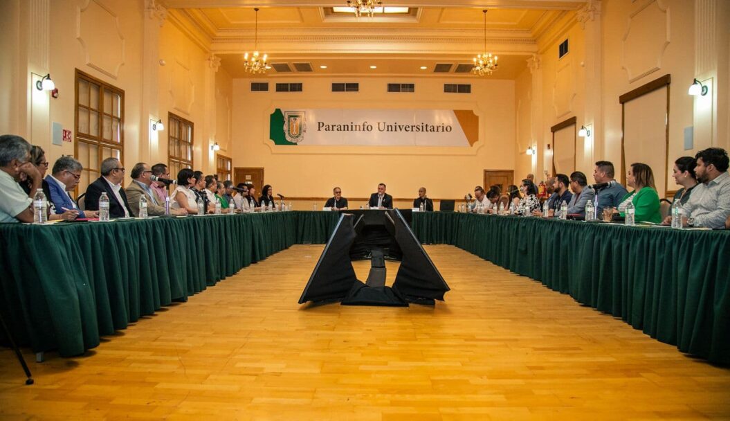 Fomentan Secretaría de Educación, UABC y Oracle Academy desarrollo tecnológico