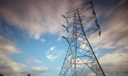 Sufrieron apagones en 2023 más del 90% de parques industriales en México