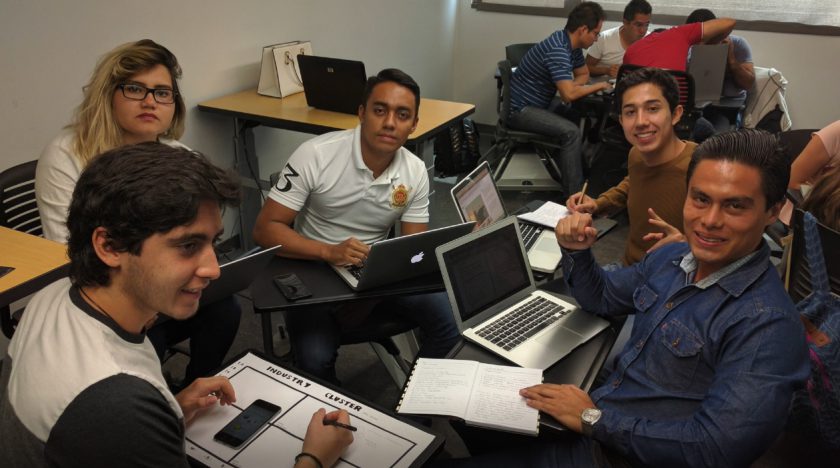 Creará CONCANACO fundación que impulse emprendimiento de universitarios