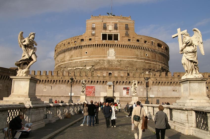Busca SECTUR atrer turistas italianos desde Roma