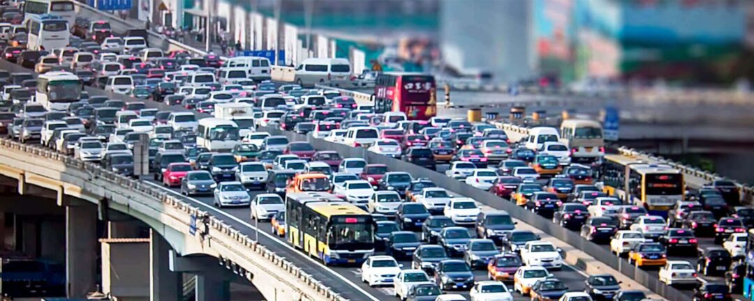 Tiene 53% de trabajadores mexicanos más gastos al regresar al trabajo presencial