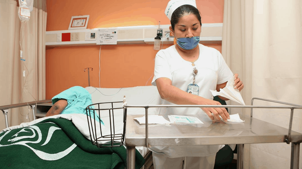 Aumentó 67% la población en BC sin servicios de salud