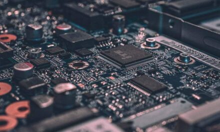 Impulsan en BC especialización en semiconductores a docentes universitarios