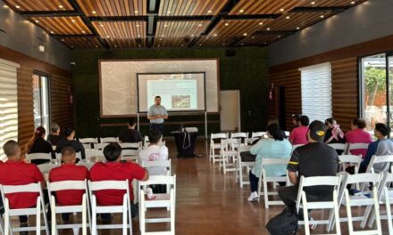 Actualiza CANIRAC Tijuana a restauranteros en manejo higiénico de alimentos