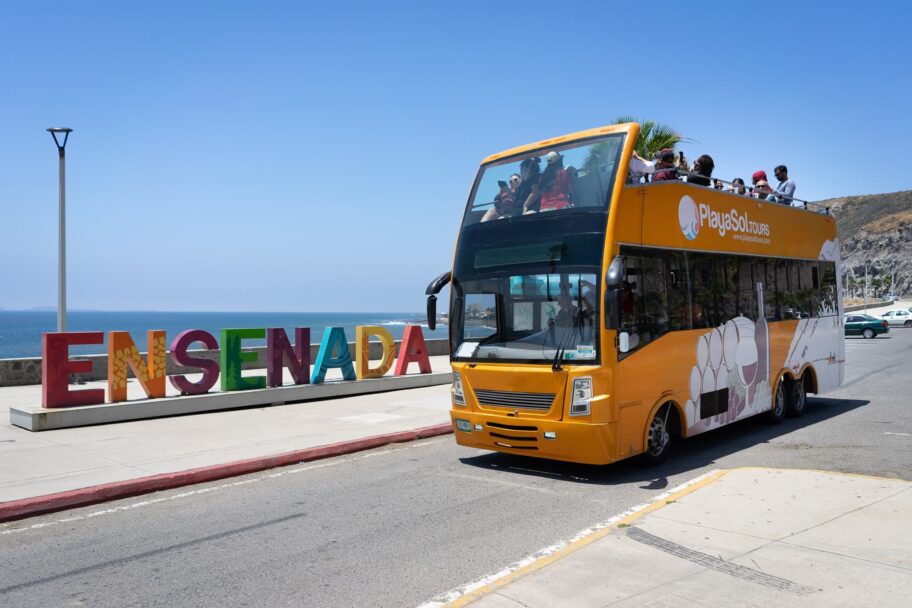 Registra Ensenada baja de 11.5% en transporte turístico