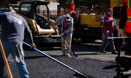 Invertirán 4.4 mdp en 4 obras de pavimentación en zona centro de Ensenada