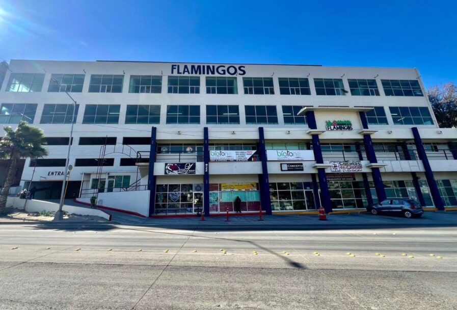 Habilitaron salón Flamingos para deportados de EE.UU.