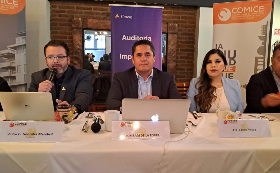 Analizan empresarios de la construcción el entorno fiscal 2025