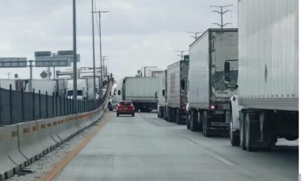Buscan choferes de transporte de carga binacional ser incluidos en el T-MEC