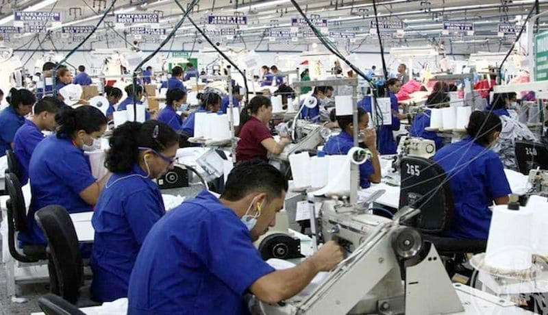 Prevé AIMO contracción de empleo