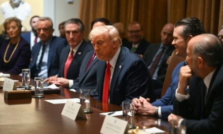 Impone Trump aranceles a México, Canadá y China