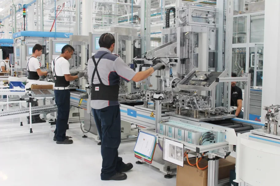 Refuerzan cooperación binacional para mejorar condiciones laborales en BC