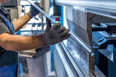 Arranca 2025 con caídas de actividad industrial en México