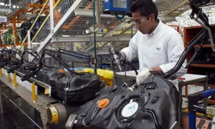 Pagará una de cada cinco autopartes mexicanas arancel del 25% 