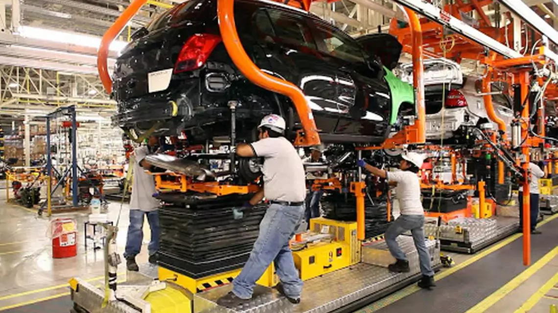 Generarán aranceles a autos desempleo en el sector: experto