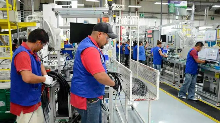 Disminuye en BC inversión en sector maquilador