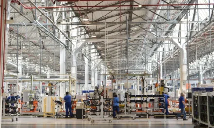 Disminuye arrendamiento de naves industriales por incertidumbre arancelaria