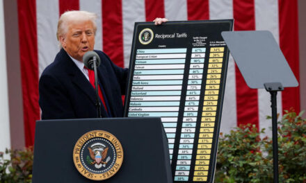 Quedan exentos México y Canadá de los aranceles recíprocos de Trump