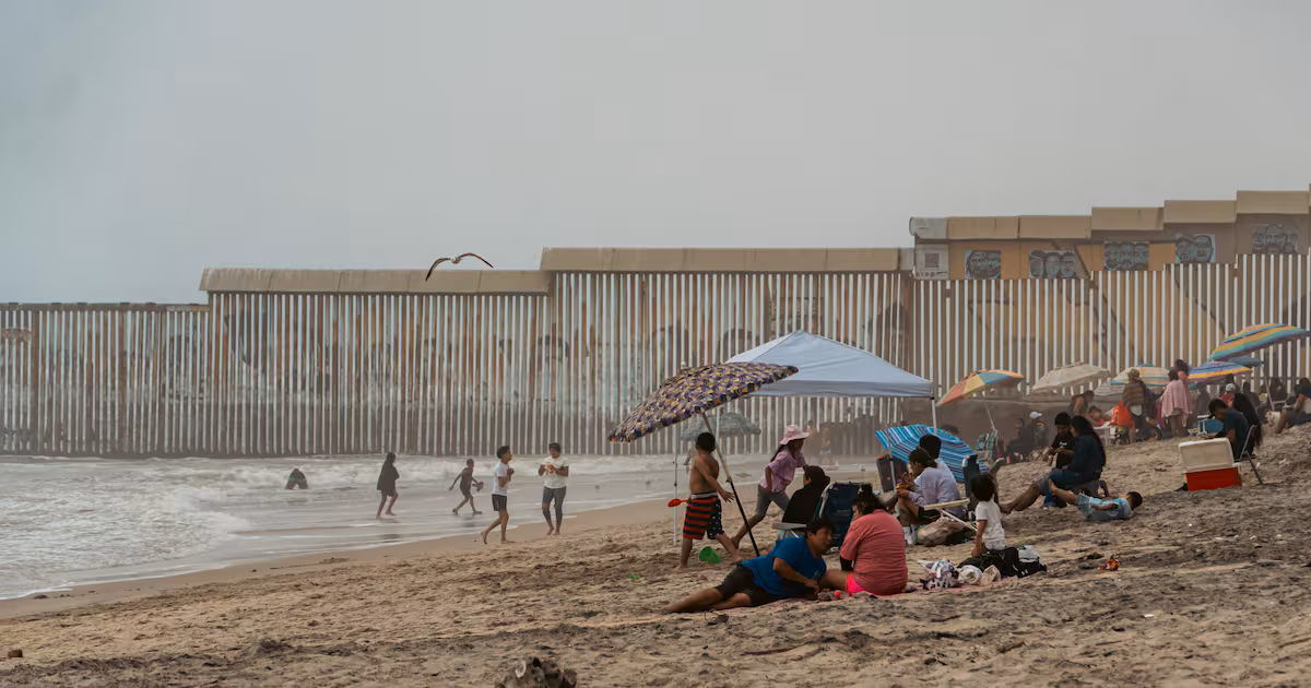 Recomiendan evitar el ingreso a las playas de Tijuana por mala calidad del agua