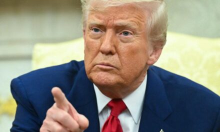 Eleva Trump aranceles a China al 104% y desata escalada en la guerra comercial