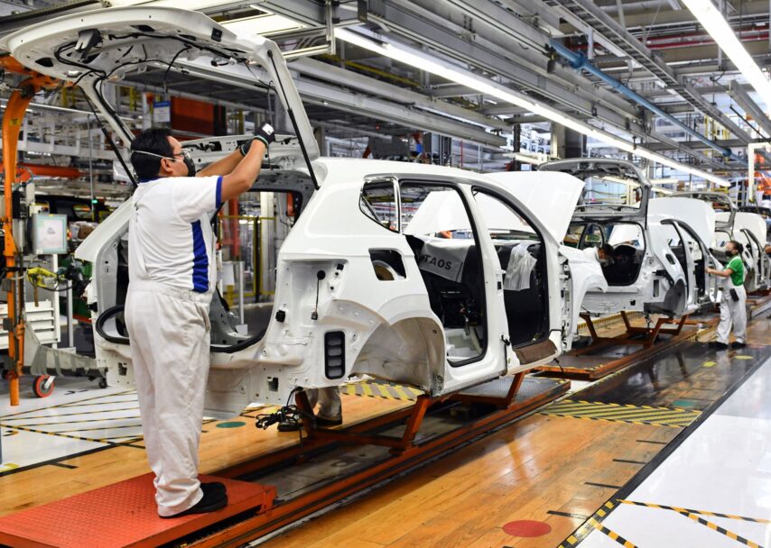 Mueve turnos laborales incertidumbre por aranceles