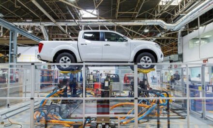 Traslada Nissan fabricación de camionetas de Argentina a México