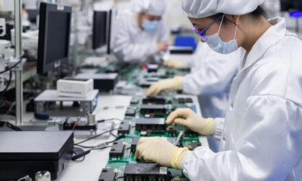 Continúan con programa de capacitación en semiconductores