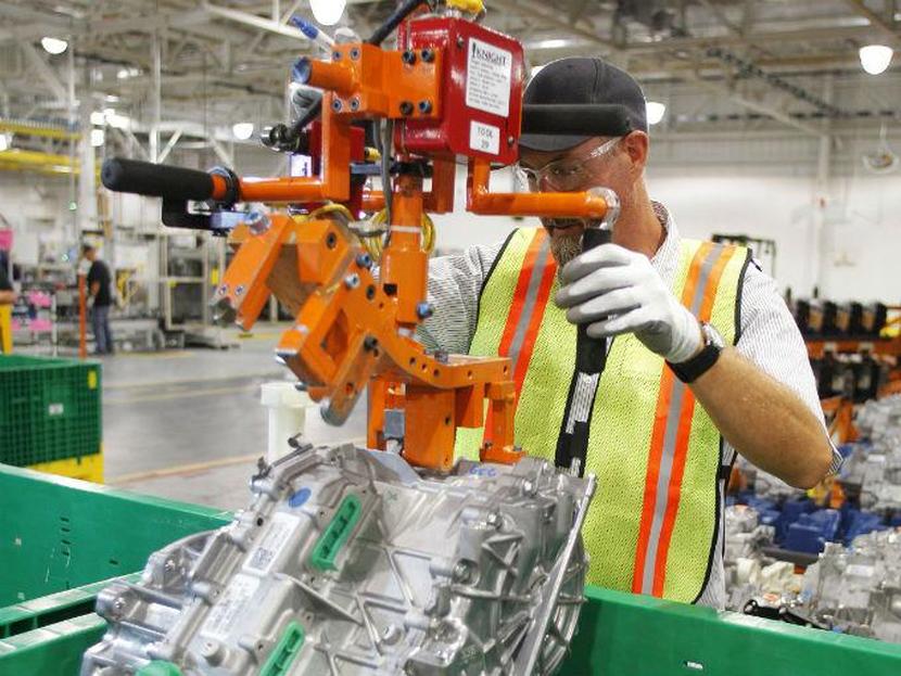 Se profundiza la contracción del sector manufacturero estadounidense