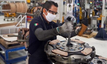Tendrán Autopartes producidas en México cero aranceles, anuncia Sheinbaum
