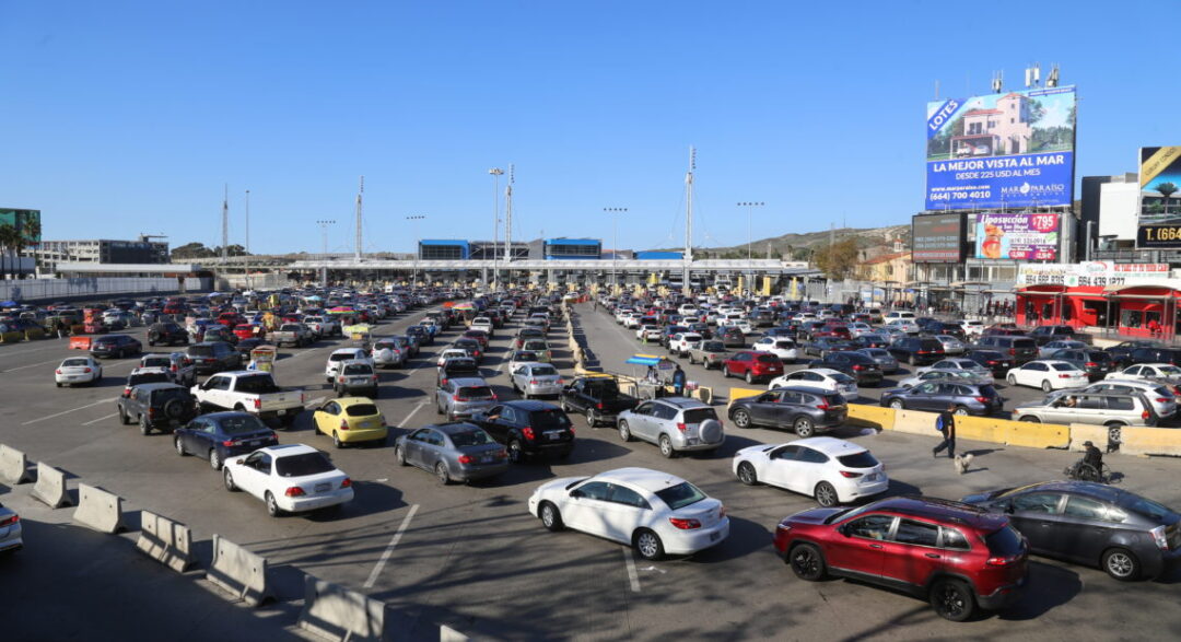 Cae 20% afluencia de trabajadores transfronterizos