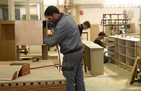 Benefician aranceles a otros países a la industria del mueble en BC