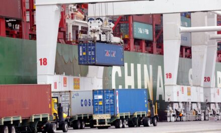Rechaza China acusaciones de Trump y acusa a EU de violar pacto comercial