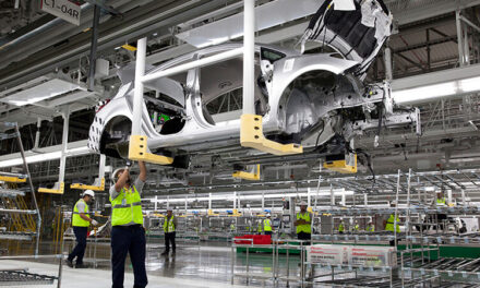Afecta aranceles exportación de autos fabricados en México hacia EEUU