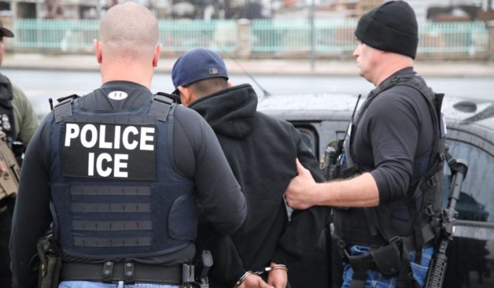 Temen comerciantes por inminente redada de ICE en San Diego