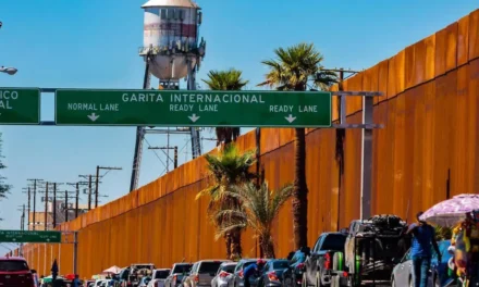 Esperan hasta 90 min en nuevo Ready Lane de la Garita Centro