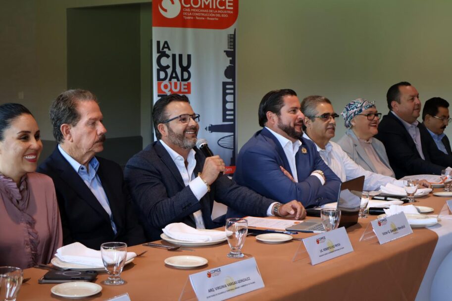 Reconocen a empresas y ciudadanos por jornada de limpieza en Tijuana