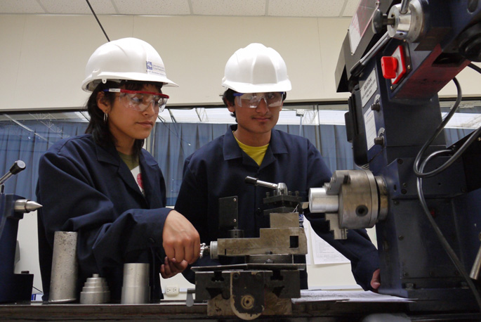 Falta diversificar oferta de talento para industrias: Index ZC