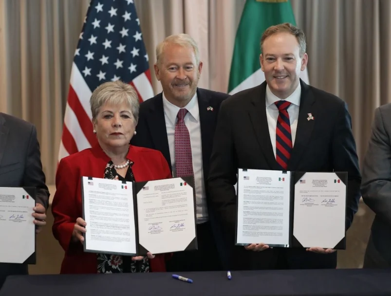 Firman acuerdo de saneamiento ambiental en la región Tijuana-San Diego