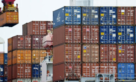 Prevén aranceles de 30% solo para comercio que está fuera del T-MEC