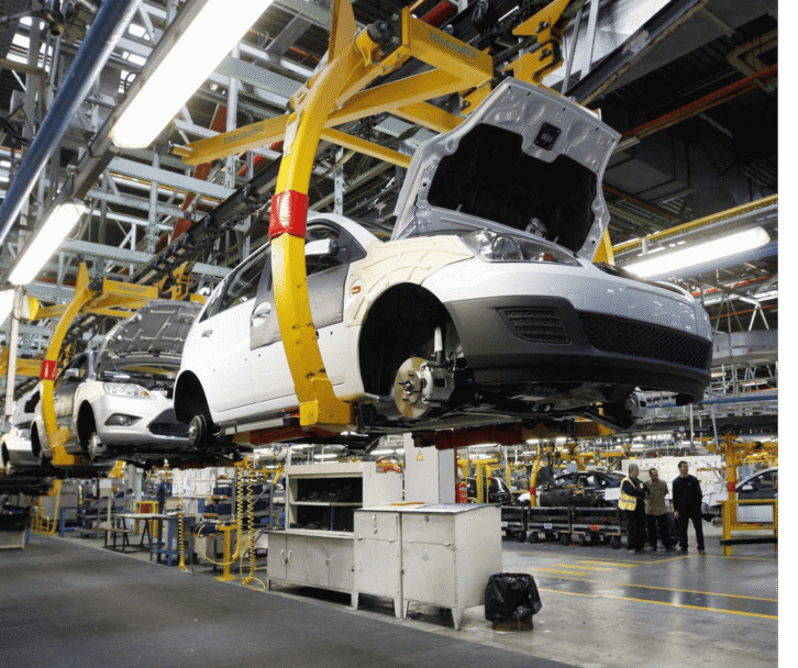 Cayeron ventas de autos ligeros en junio: 5.9% menos que en 2024