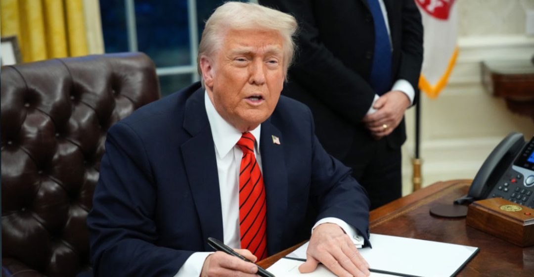Anuncia Trump arancel del 50% a importaciones de cobre desde 1 de agosto