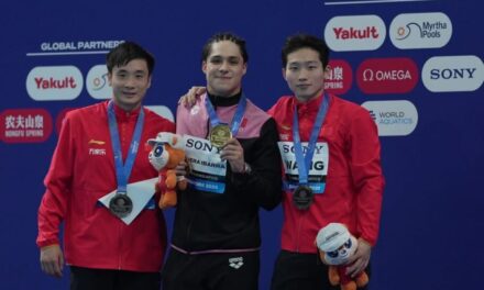 Gana Osmar Olvera medalla de oro en Mundial de Clavados 2025