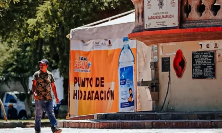Dificultan altas temperaturas en Mexicali supervivencia de comercios
