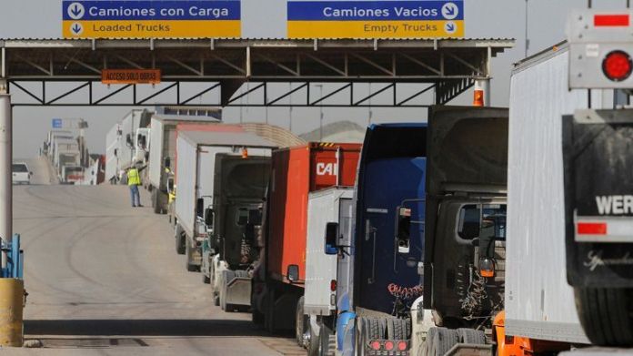 Bajan 5% en BC exportaciones por aranceles