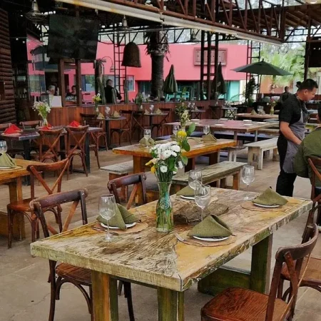 Encabezan restaurantes pérdida de empleos en Baja California