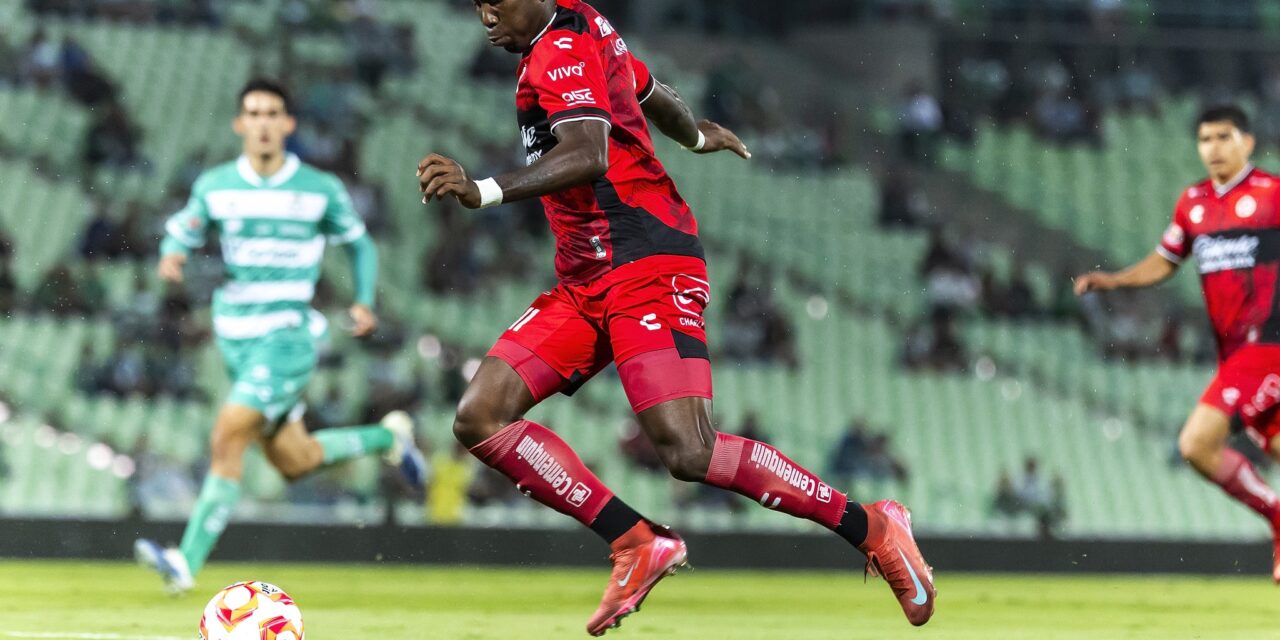 Cae Xolos en Torreón con gol de último minuto de Santos