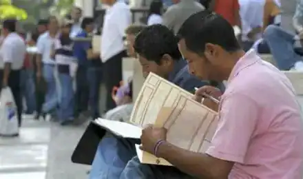 Reporta Arhitac disminución de vacantes y cautela en la industria